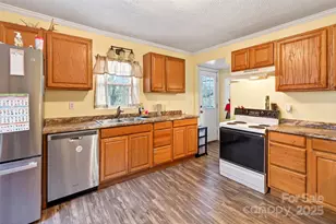 194 Maple St, Old Fort, NC 28762 - Photo 11