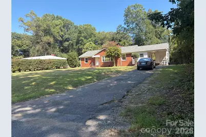 5206 Burke Drive, Charlotte, NC 28208 - Photo 1