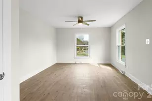 1325 Edgewater Dr, Charlotte, NC 28210 - Photo 21