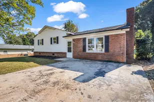 183 Caldwell St, Forest City, NC 28043 - Photo 3