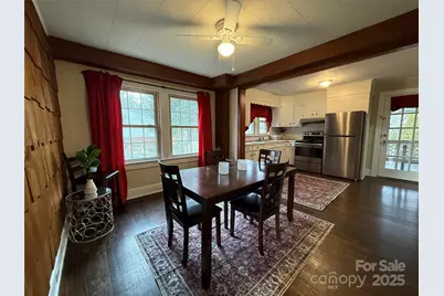 375 20th Avenue NE, Hickory, NC 28601 - Photo 11