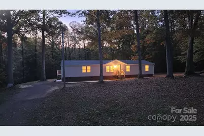 5050 Park Creek Drive, Mount Holly, NC 28120 - Photo 1