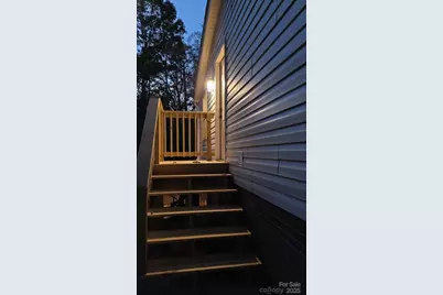 5050 Park Creek Drive, Mount Holly, NC 28120 - Photo 7