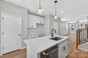 1618 Spring St, Charlotte, NC 28206 - Photo 5