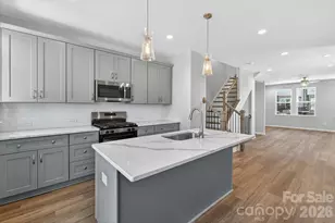 1341 Walter Taylor Wy, Charlotte, NC 28206 - Photo 5