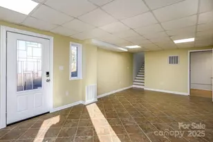 2106 Lynmore Dr, Sherrills Ford, NC 28673 - Photo 25