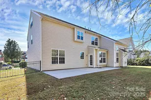 2108 Oakcliffe Ct, Harrisburg, NC 28075 - Photo 37