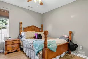 3219 Alderpoint Ln, Charlotte, NC 28262 - Photo 17