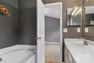 3219 Alderpoint Ln, Charlotte, NC 28262 - Photo 15