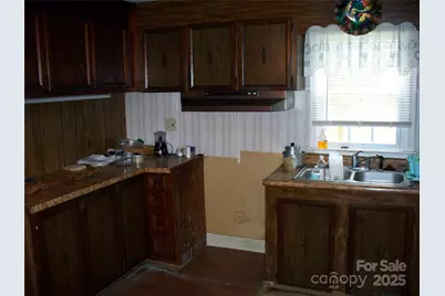 914 Salem Church Road, Lincolnton, NC 28092 - Photo 11