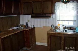 914 Salem Church Rd, Lincolnton, NC 28092 - Photo 11