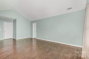 14121 Rouda Ln, Charlotte, NC 28269 - Photo 17