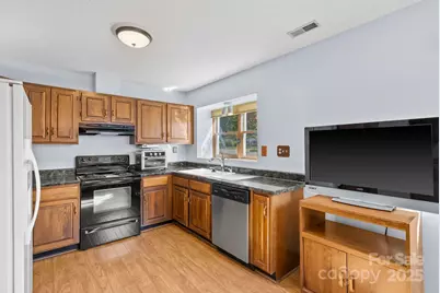 13C Windflower Court, Asheville, NC 28805 - Photo 11