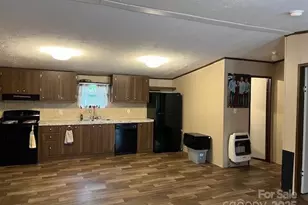 70 Misty Mountain Dr, Nebo, NC 28761 - Photo 5