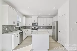 12555 Forager Pl, Midland, NC 28107 - Photo 11