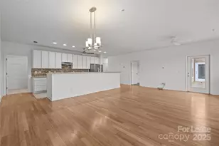 1000 E Woodlawn Rd, Charlotte, NC 28209 - Photo 7