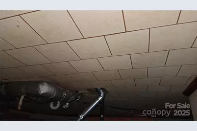 150 31st Avenue NW, Hickory, NC 28601 - Photo 33