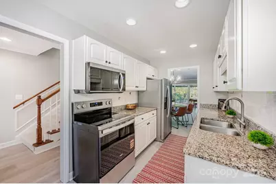 7047 Quail Hill Road, Charlotte, NC 28210 - Photo 13