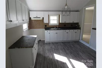 709 A Street, Bessemer City, NC 28016 - Photo 9