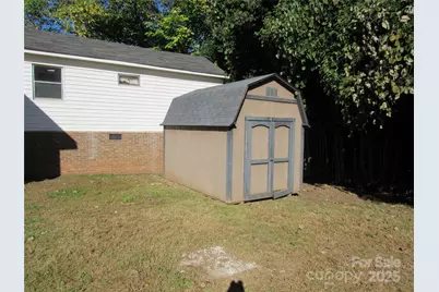 709 A Street, Bessemer City, NC 28016 - Photo 5