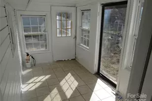 709 A St, Bessemer City, NC 28016 - Photo 23