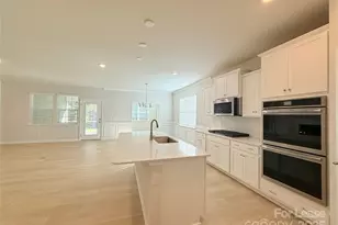 6436 Fairfax Ct, Maiden, NC 28658 - Photo 5