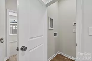 1357 Walter Taylor Wy, Charlotte, NC 28206 - Photo 31