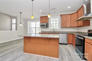 2108 Oakcliffe Ct, Harrisburg, NC 28075 - Photo 9