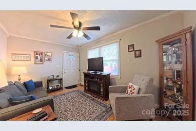 1521 Herrin Avenue, Charlotte, NC 28205 - Photo 5