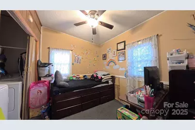 1521 Herrin Avenue, Charlotte, NC 28205 - Photo 19