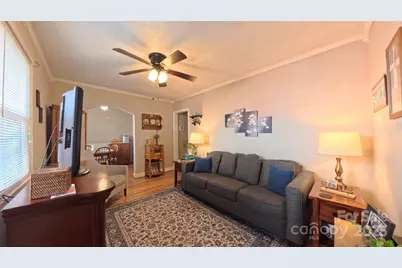 1521 Herrin Avenue, Charlotte, NC 28205 - Photo 3