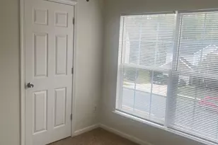 1139 Vine Cliff Ln, Charlotte, NC 28214 - Photo 21