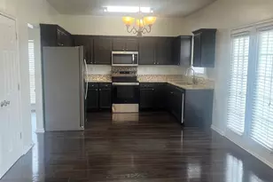 1139 Vine Cliff Ln, Charlotte, NC 28214 - Photo 3