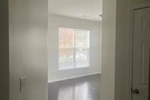 1139 Vine Cliff Ln, Charlotte, NC 28214 - Photo 11