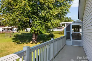 115 Scenic View Dr, Swannanoa, NC 28778 - Photo 27