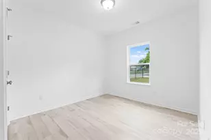 2205 Julia Ave, Charlotte, NC 28206 - Photo 21