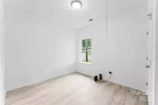 2205 Julia Ave, Charlotte, NC 28206 - Photo 19