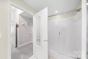 721 Governor Morrison St, Charlotte, NC 28211 - Photo 17