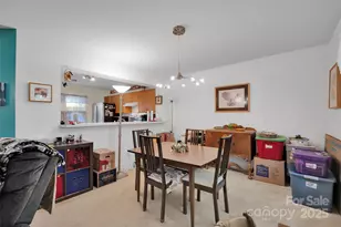 4227 Craven Hill Dr, Charlotte, NC 28216 - Photo 13