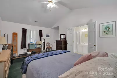 4227 Craven Hill Drive, Charlotte, NC 28216 - Photo 29