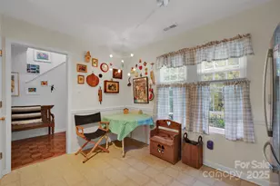 4227 Craven Hill Dr, Charlotte, NC 28216 - Photo 5