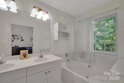 4227 Craven Hill Drive, Charlotte, NC 28216 - Photo 31