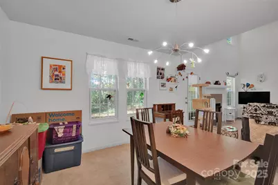 4227 Craven Hill Drive, Charlotte, NC 28216 - Photo 15