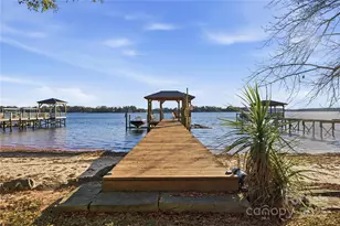 18019 Whispering Oaks Dr, Cornelius, NC 28031 - Photo 9