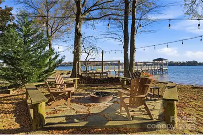 18019 Whispering Oaks Drive, Cornelius, NC 28031 - Photo 7