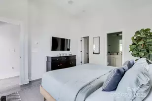 1240 Minter Pl, Charlotte, NC 28203 - Photo 15