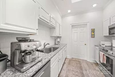 2315 Selwyn Avenue #H, Charlotte, NC 28207 - Photo 15