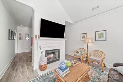 2315 Selwyn Avenue #H, Charlotte, NC 28207 - Photo 7