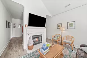 2315 Selwyn Ave, Charlotte, NC 28207 - Photo 7