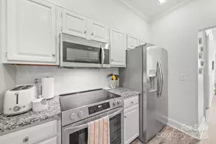 2315 Selwyn Ave, Charlotte, NC 28207 - Photo 13